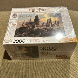 Harry Potter castle puzzle 3000 pieces New in package Wrapped.